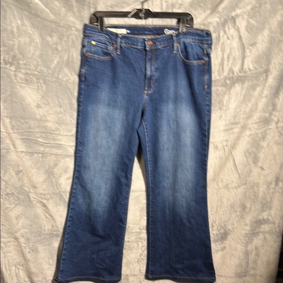 Gap jeans authentic flare Women's Blue Jeans size 33R medium wash classic jeans - Picture 1 of 16